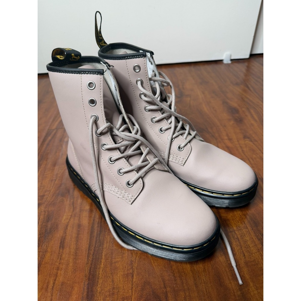 Dr. Martens Doc Zavala 8 Eye Taupe Leather Boots Women's Size 9 Men's Size 8